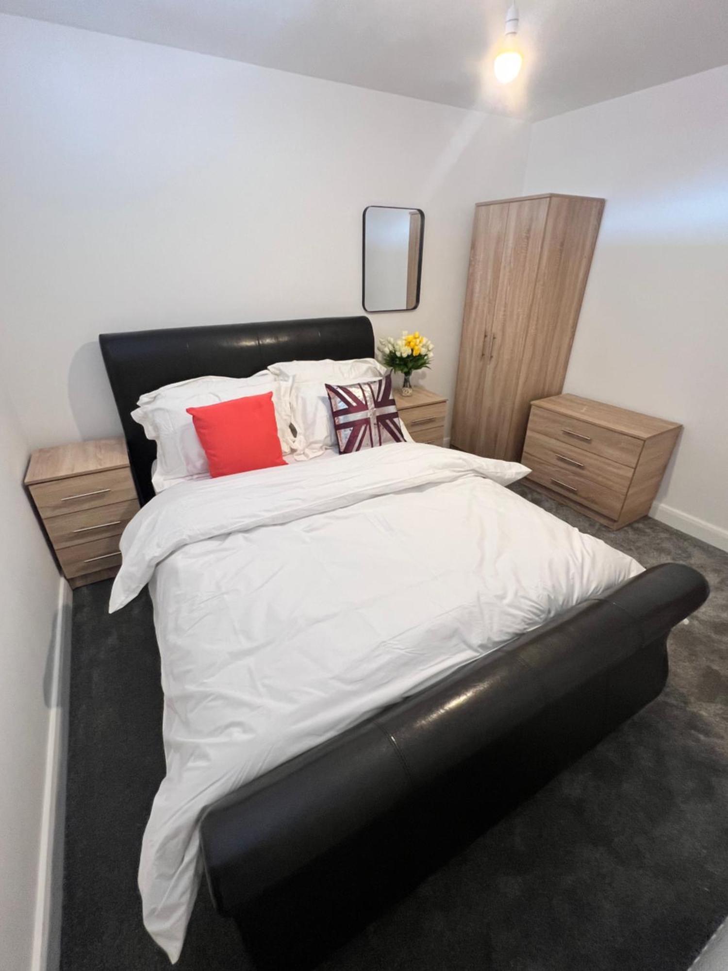 Flat 2 - Luxury Bolton City Centre Apartments Zewnętrze zdjęcie